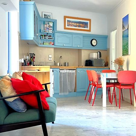Au Coeur De Cassis Apartment Bagian luar foto