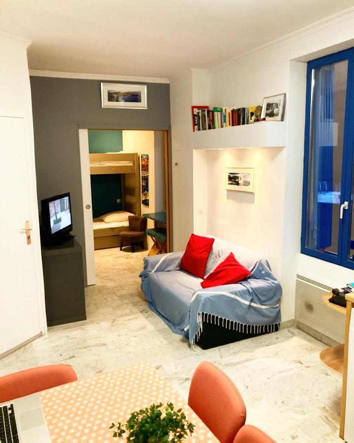 Au Coeur De Cassis Apartment Bagian luar foto